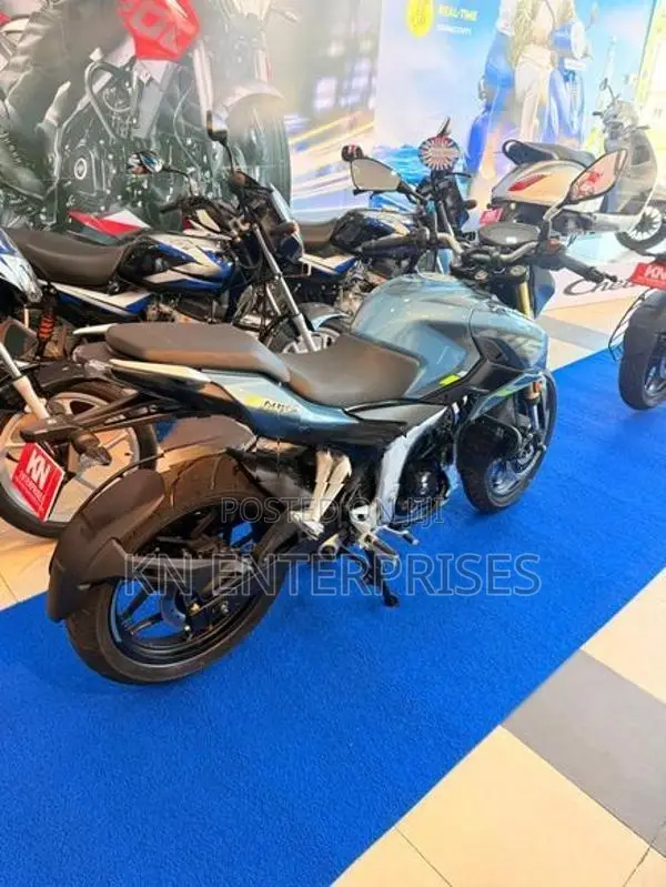 Bajaj Pulsar N160 Premium 2026
