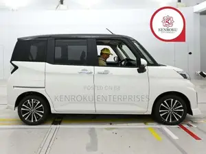 Toyota Roomy G T 2025