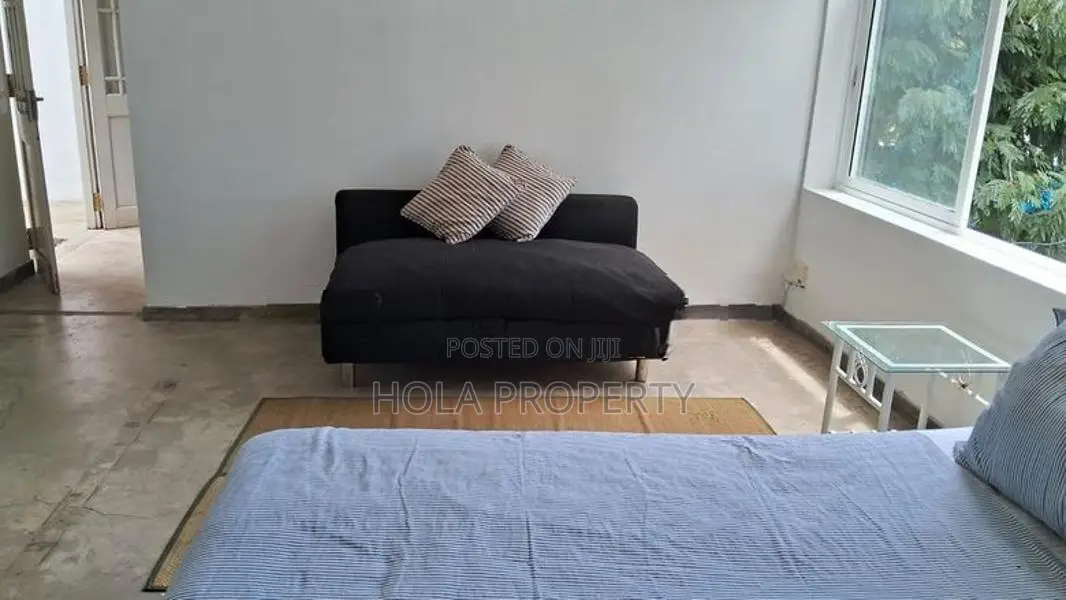 1BHK Studio Apartment Bambalapitiya