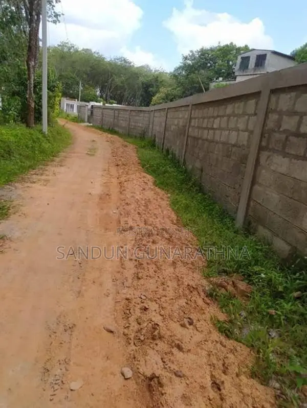 Land for Sale in Homagama