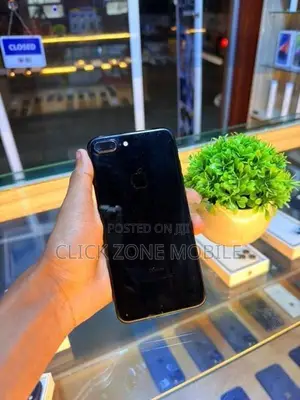 Apple iPhone 7 Plus 128GB (Used)