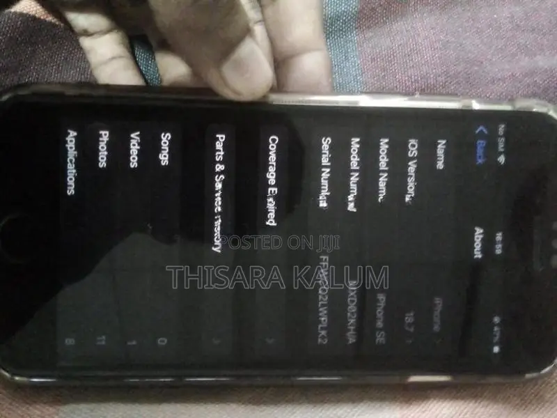 Apple iPhone SE 2 (Used)