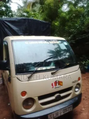 Tata Dimo Batta 2010