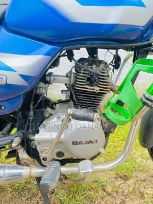Bajaj CT100 2005