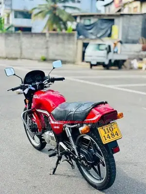 Suzuki GS 125 1997