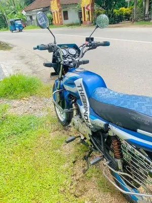 Bajaj CT100 2005