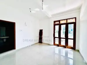 Brand New Luxury 3-Storey House for Sale Boralasgamuwa – Prime Locatio