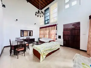 Luxury Multi-Unit House for Sale in Papiliyana