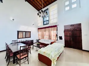 Spacious 6 Bedroom House for Sale – Papiliyana