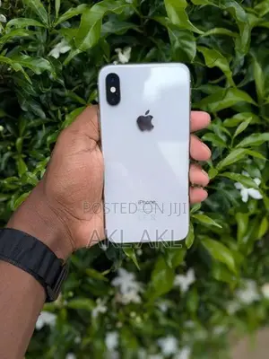 Apple iPhone XS (Used)