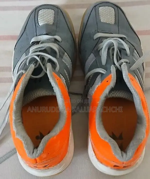 Badminton Shoes