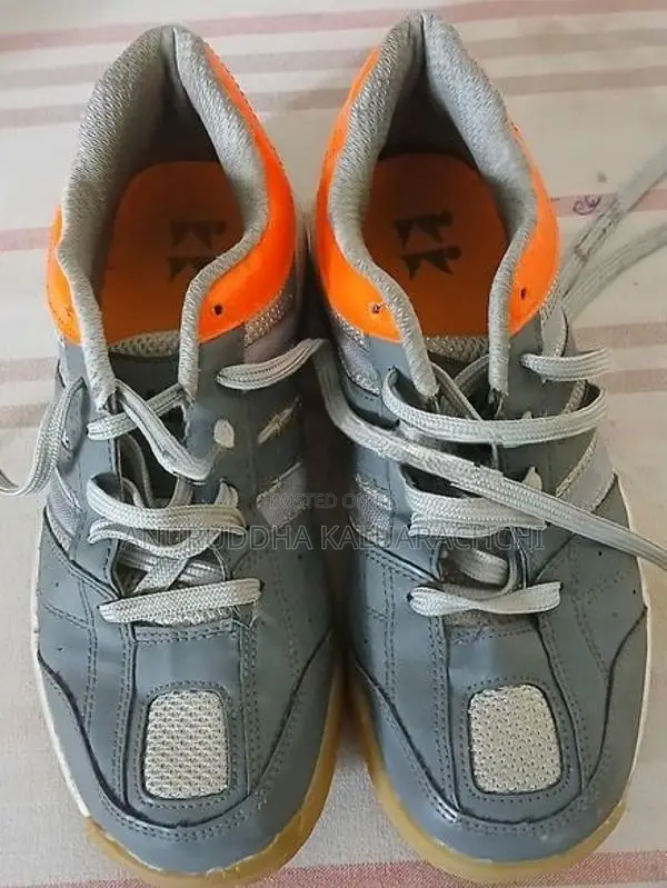 Badminton Shoes