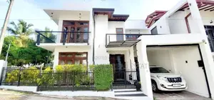 Luxury Modern 4-Bedroom House for Sale in Mattegoda