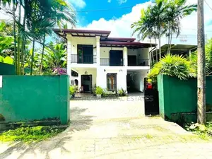 Spacious 2-Story Home for Sale in Kadawatha