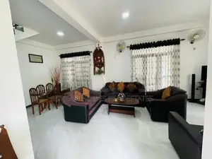 Spacious 2-Story Home for Sale in Kadawatha