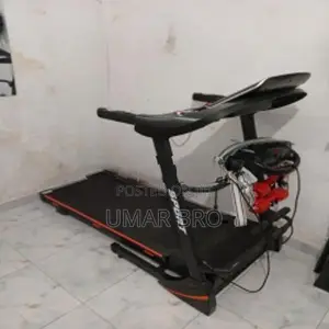 Treadmill with Vibration Belt