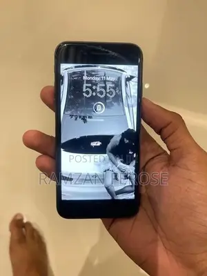 Apple iPhone 8 (Used)
