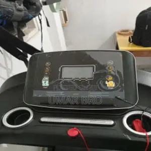 Treadmill with Vibration Belt