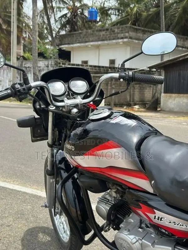 Hero HF Deluxe 2011