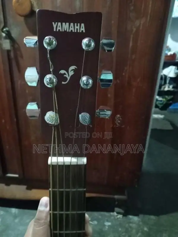 Yamaha Guitar F310