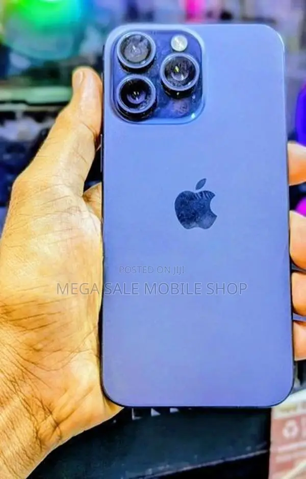 Apple iPhone 15 Pro Max 256GB (Used)