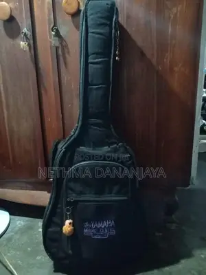 Yamaha Guitar F310