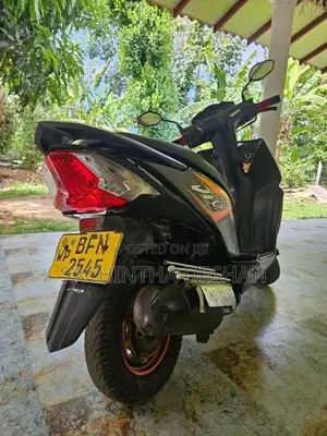 Honda Dio 2017