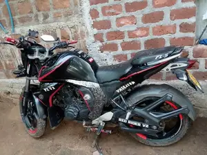Yamaha FZ S 2015