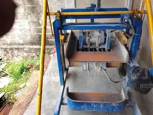 Concrete Block Machine