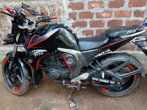 Yamaha FZ S 2015