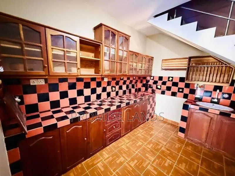 2 Storey Homely House for Sale in Wattala