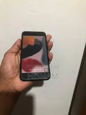 Apple iPhone 7 (Used)