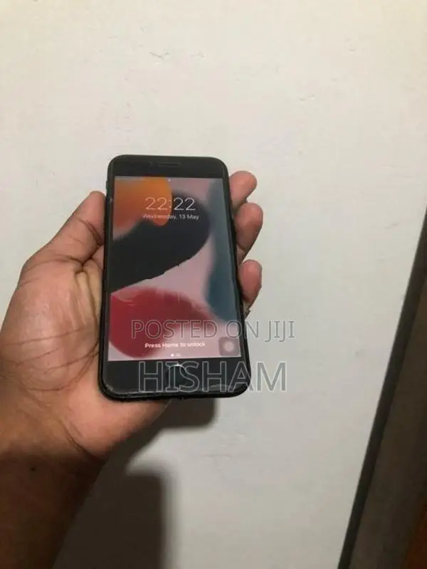 Apple iPhone 7 (Used)