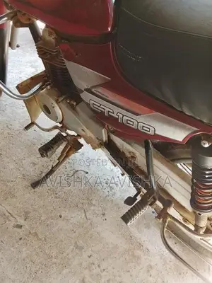 Bajaj CT100 2011