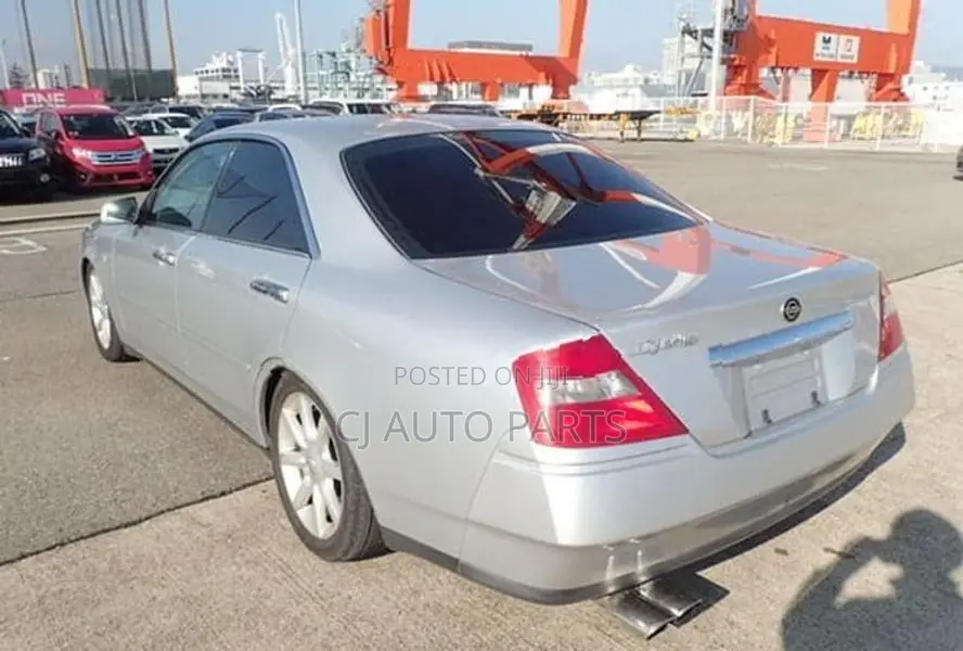 Nissan Cedric Y34 Removable Body Parts