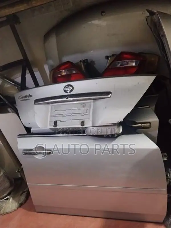 Nissan Cedric Y34 Removable Body Parts