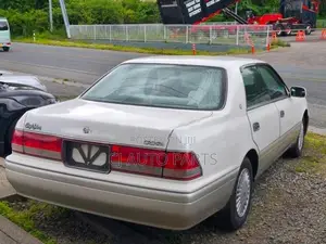 Toyota Crown JZC151 Removable Body Parts