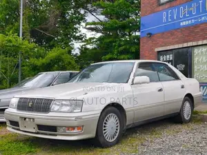 Toyota Crown JZC151 Removable Body Parts