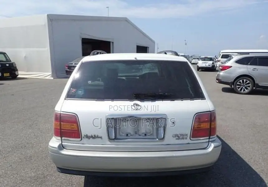 Toyota Crown JZS171 Station Wagon Body Parts