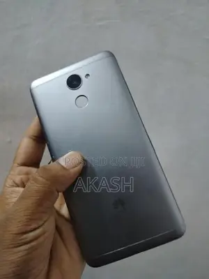 Huawei Y7 Pro 3GB 32GB (Used)
