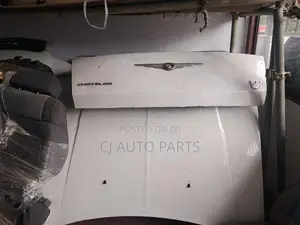 Chrysler 300C Removable Body Parts