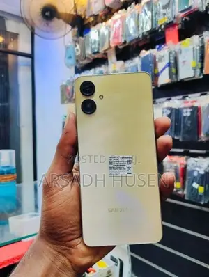 Samsung Galaxy A06 (Used)