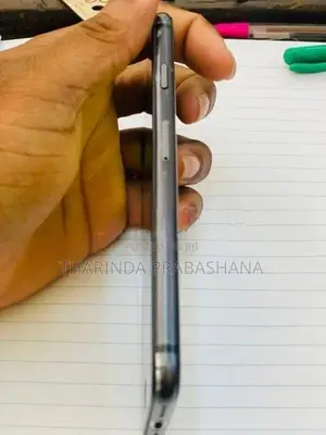 Apple iPhone 8 (Used)