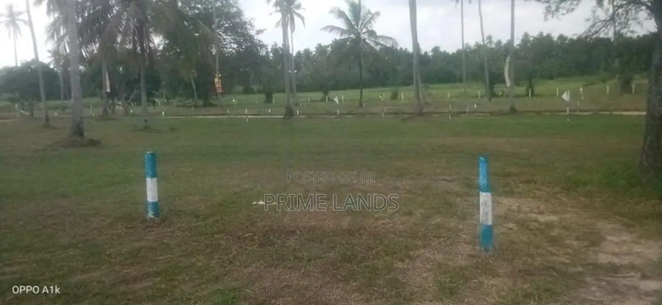 Land In Wariyapola Town , Kurunegala Road