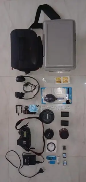 Canon Camera 90 D1