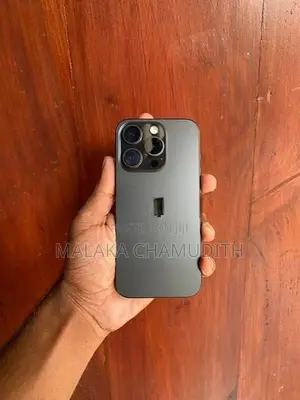 Apple iPhone 15 Pro (Used)