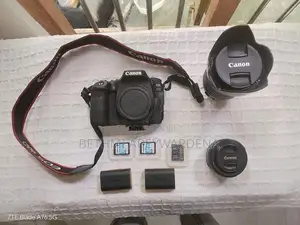 Canon Camera 90 D1