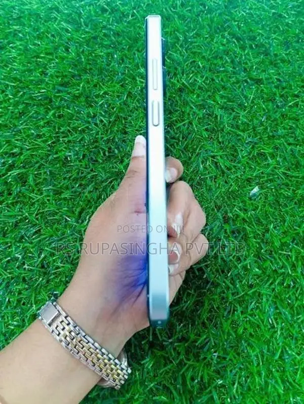 Realme C33 4GB/128GB (Used)