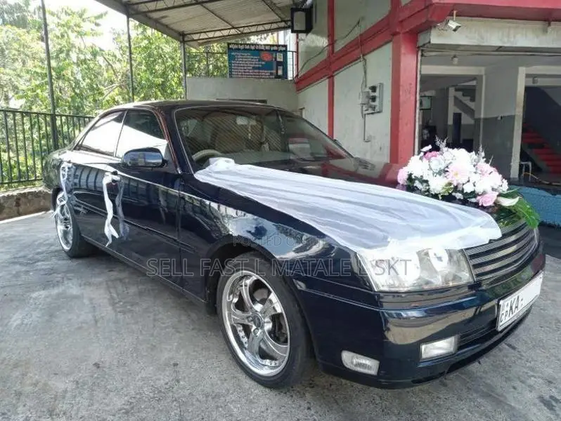 Nissan Cedric 2001