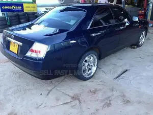 Nissan Cedric 2001